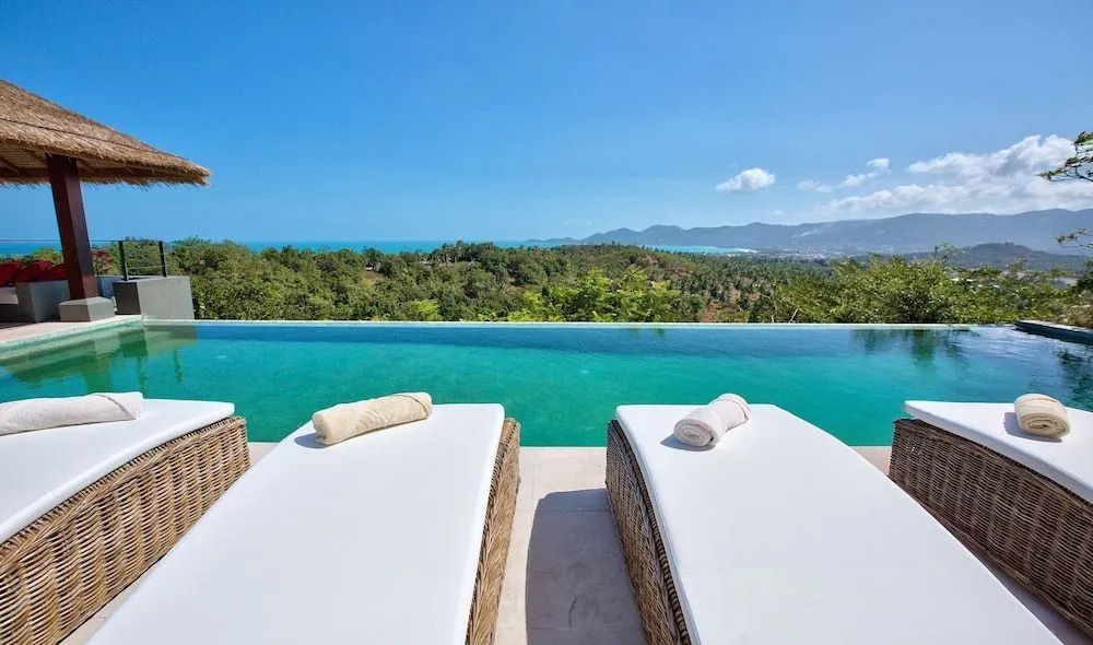 Villa Kohia, stunning sea views, breakfast, serviced daily, private dining service on request, North Chaweng