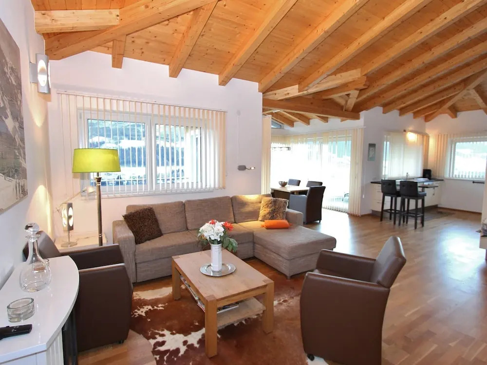 Boutique Penthouse in Piesendorf near Ski Area