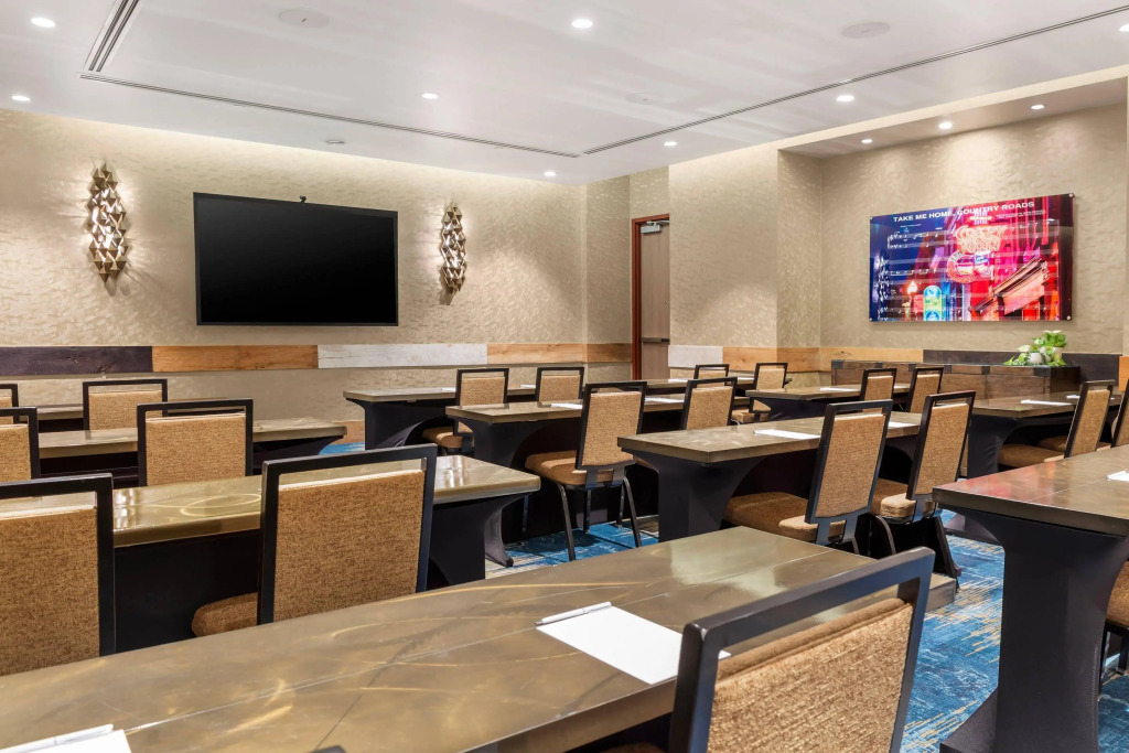 Cambria Hotel Nashville Downtown