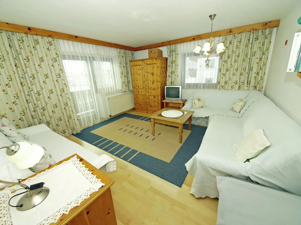 Lovely Apartment on Working Farm in Strass im Zillertal
