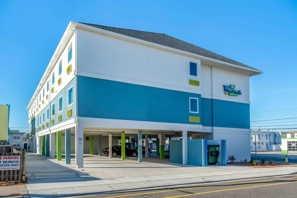 The Waves Hotel, an Ascend Collection Hotel