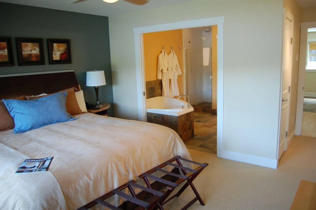 Painted Boat Resort Spa and Marina