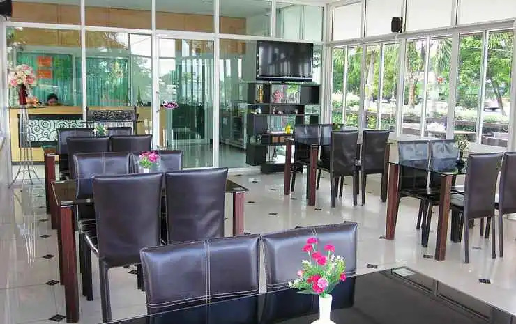 โรงแรมฟ้าพราวฝน Fah Proud Fon Hotel