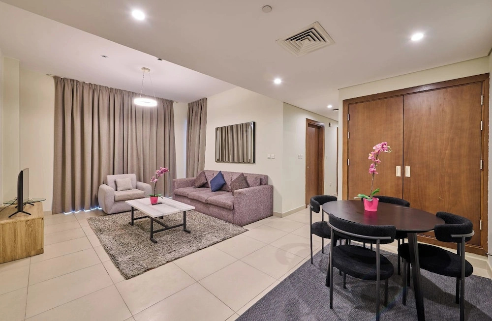 Grand Stay Holidays Homes Rental Satwa