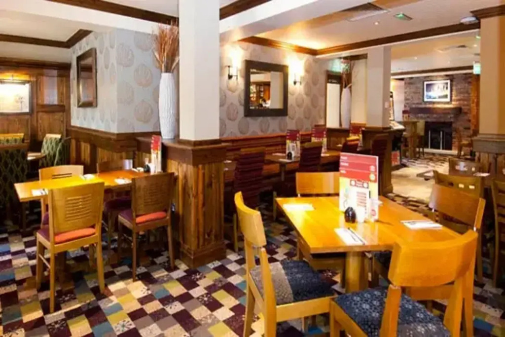 Premier Inn Glastonbury