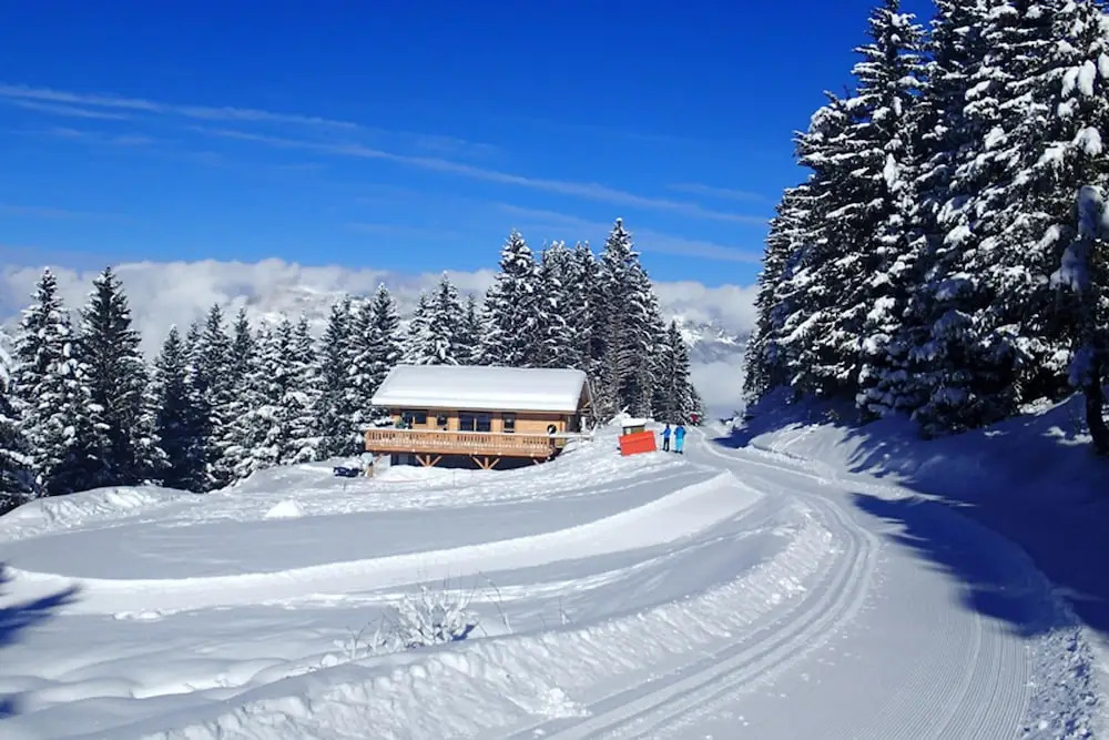 Apartment With one Bedroom in Le Pleynet, With Wonderful Mountain View and Balcony - 100 m From the Slopes