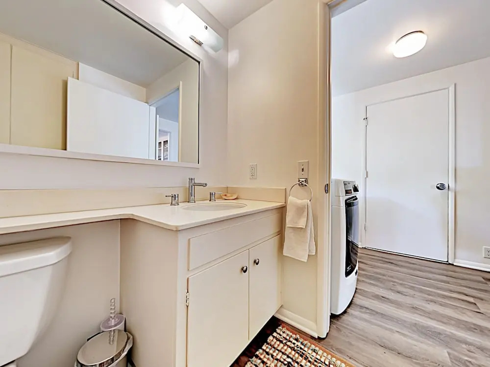 637 Sea Ranch Drive Home 3 Bedrooms 2.5 Bathrooms Home
