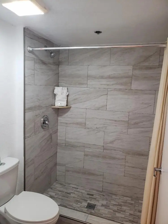 University Inn Fresno