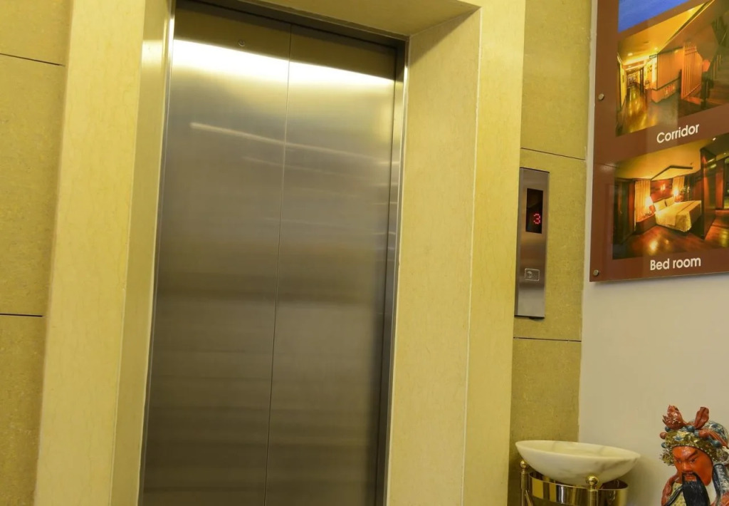 Golden Legend Boutique Hotel
