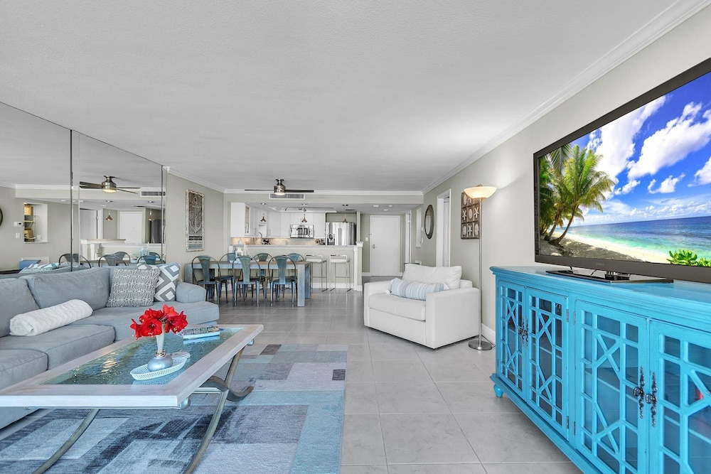 Mansions By The Sea 306a - Premier