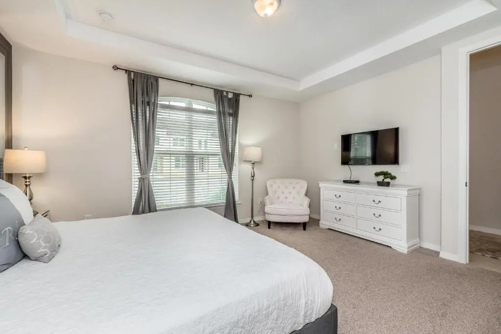 Solara Resort Townhome, 15 minutes from Disney
