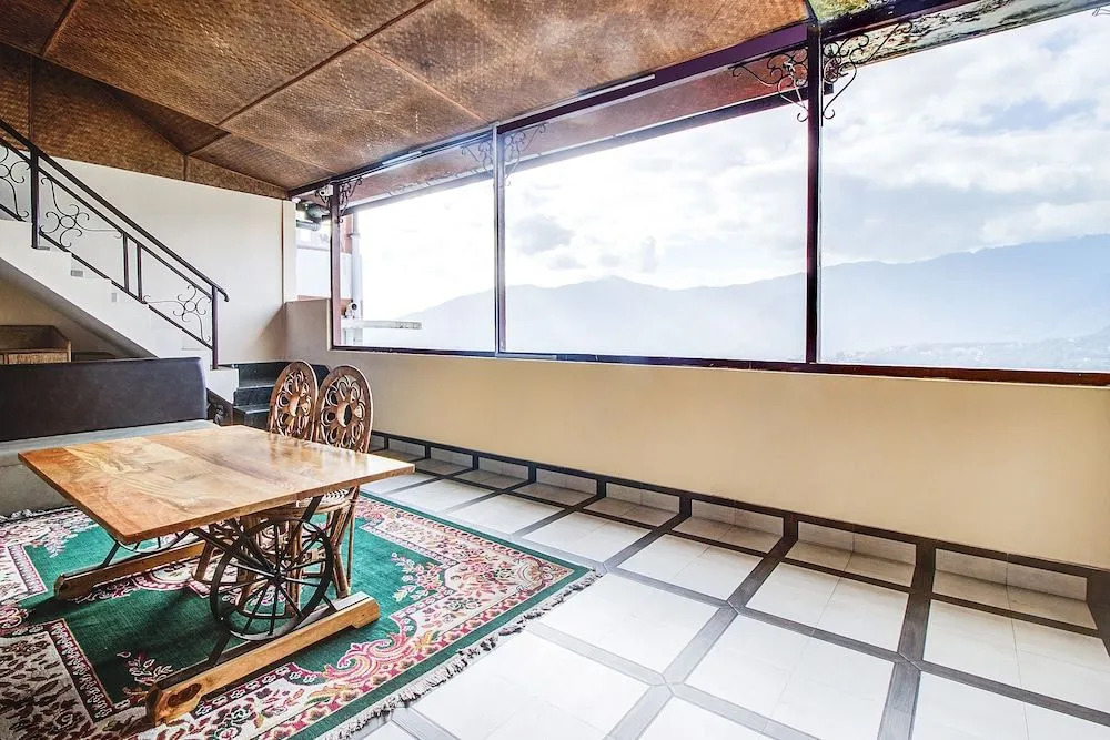 FabExpress Parasol Residency