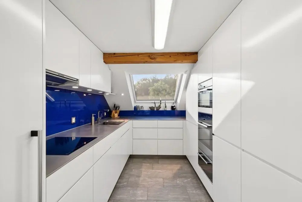 VK - VB - Zürich Airport - Homestay - Villa Bänikon