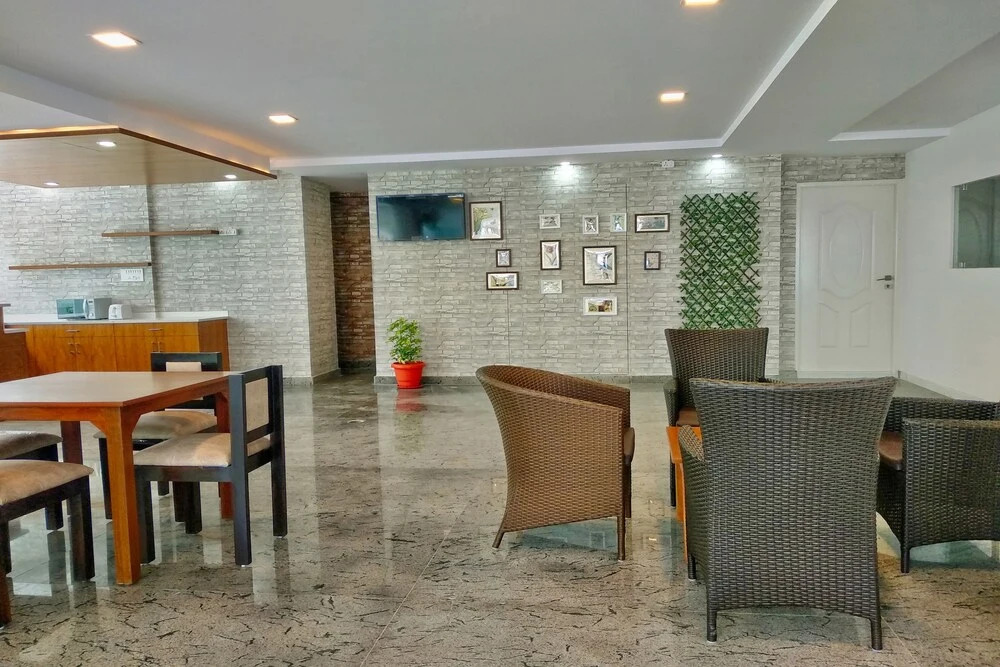 OYO 9946 CKB Apartment