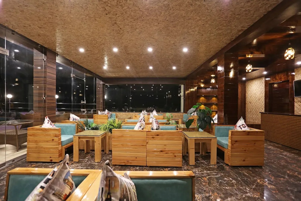 OYO 10253 Hotel Winter Line INN