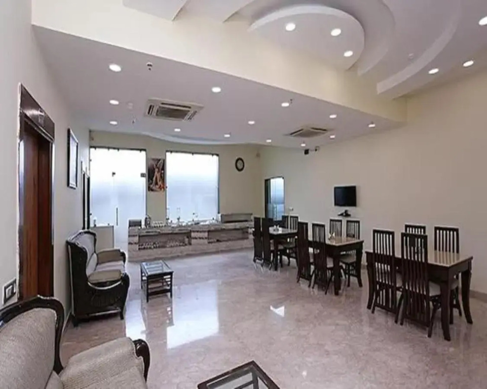 FabHotel F9 NSP