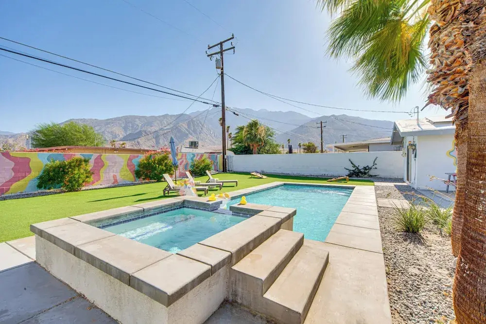 Outdoor Oasis w/ Pool: Pink Palm Springs Paradise!