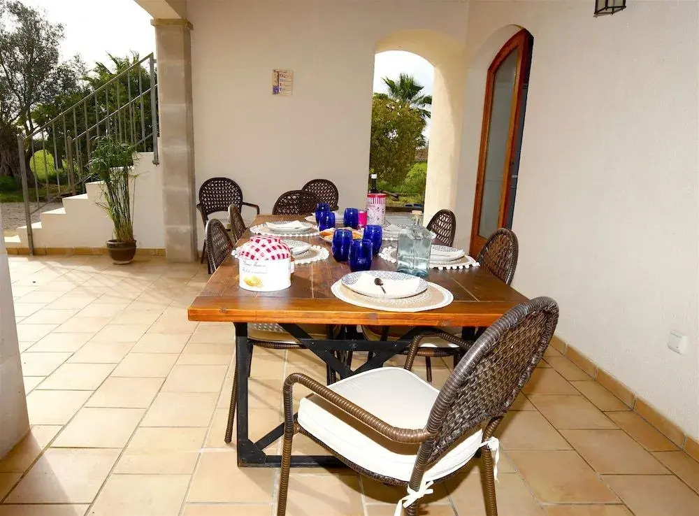 Villa Es Trenc Mallorca - Bauhausvilla mit 21m Privatpool am Es Trenc Naturstrand