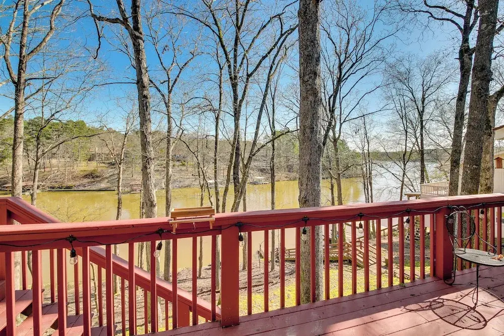 Lakefront Hot Springs Village Vacation Rental