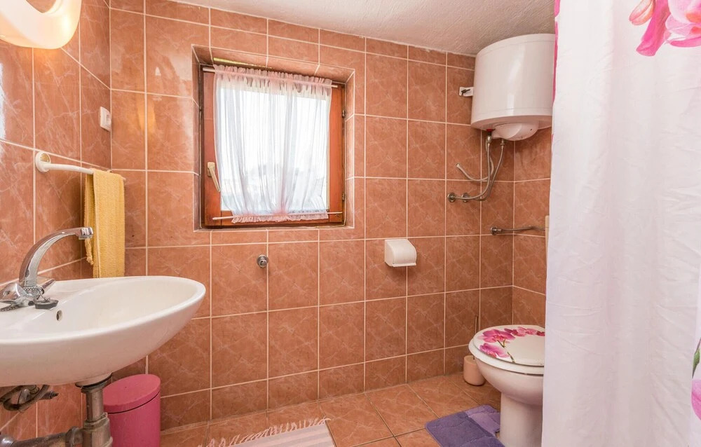Stunning Apartment in Biograd na Moru With Wifi and 1 Bedrooms