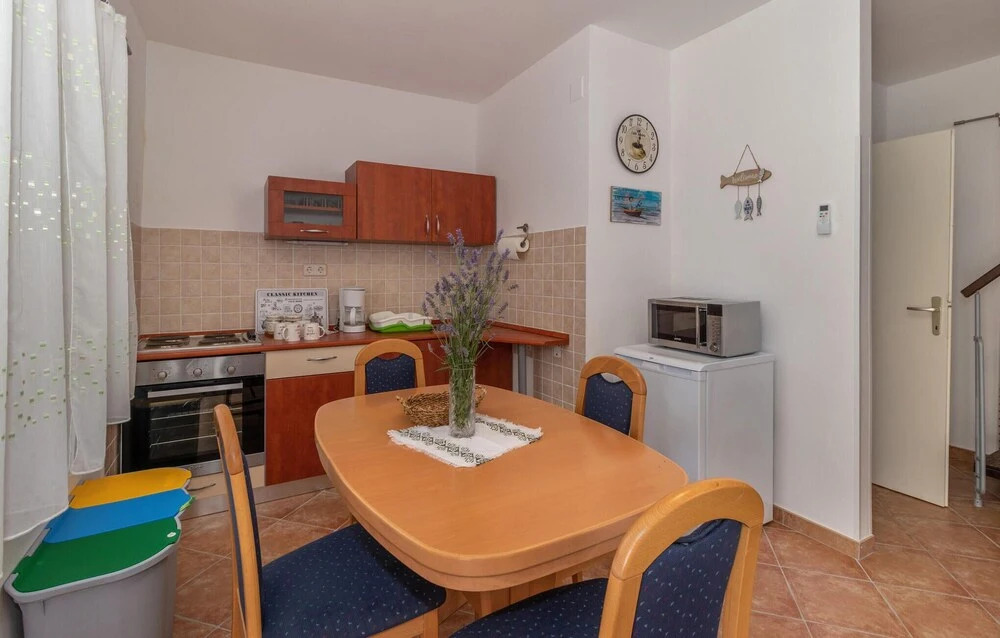 Beautiful Home In Novi Vinodolski With Wifi