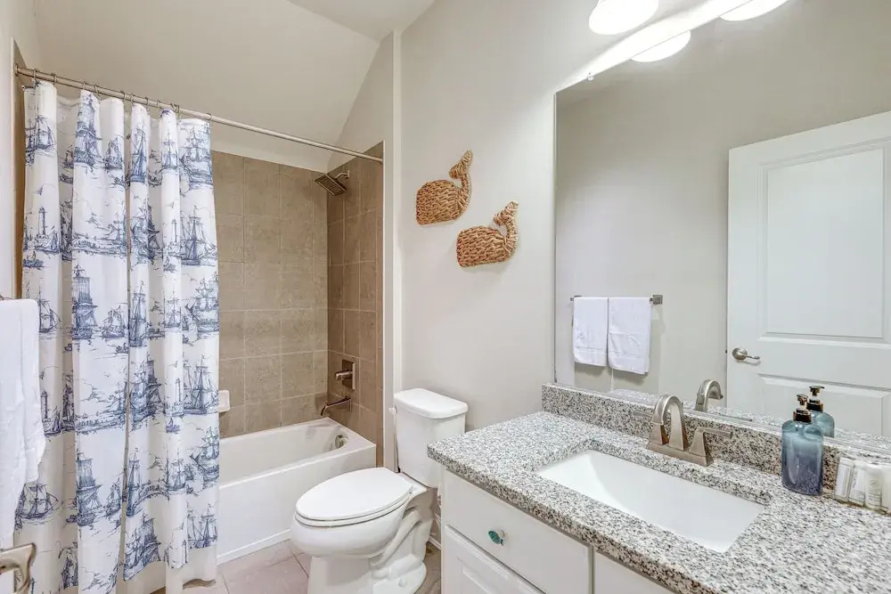 Near Bethany Beach: Resort-style Home w/ Views
