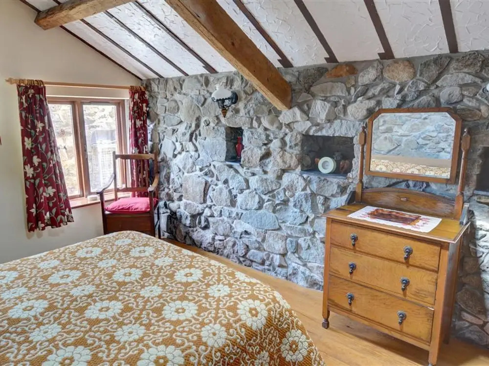 Cozy Holiday Home in Llanfaglan near Sea