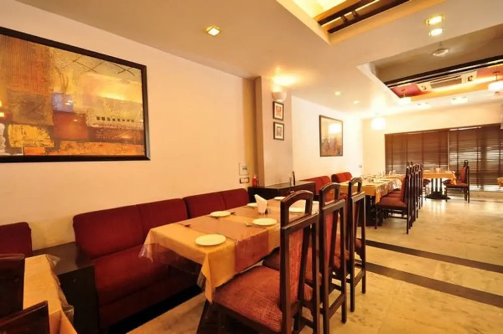 Hotel Raj Darbar