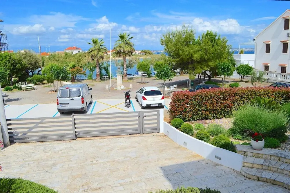 Seafront 2-bedroom Apartment The New View