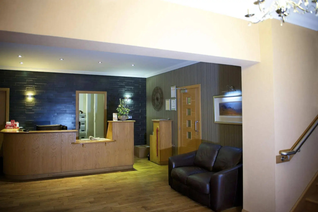 Nevis Bank Inn