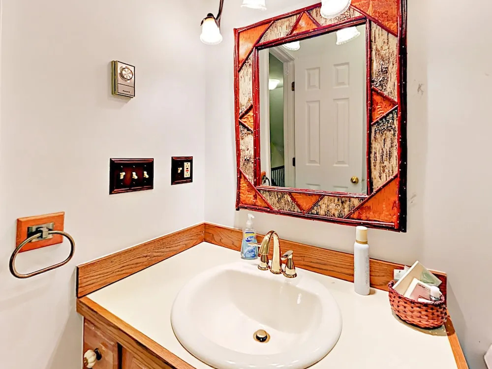 14 Maddocks Rd Condo 4 Bedrooms 3.5 Bathrooms Condo
