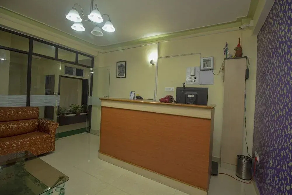 Himadri Inn By OYO Rooms