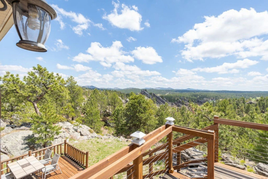 5BR Teton Cabin With Deck and Breathtaking Views