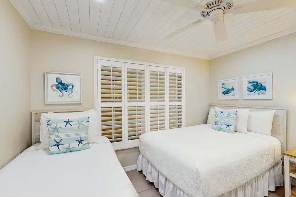 NSB Point East 302 - Just Beachy