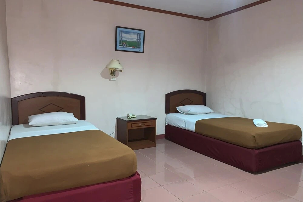 Hotel O Pondok Baruga 777 Near Sarewo Musik Studio Kendari
