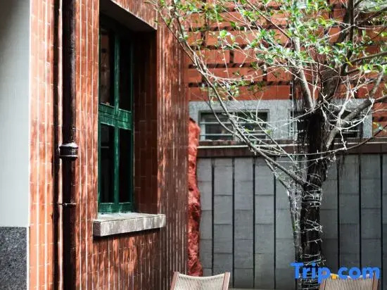 Floral Hotel·Quanzhou Maritime Silk Road Lan Ting Hotel (West Street Kaiyuan Temple Branch)