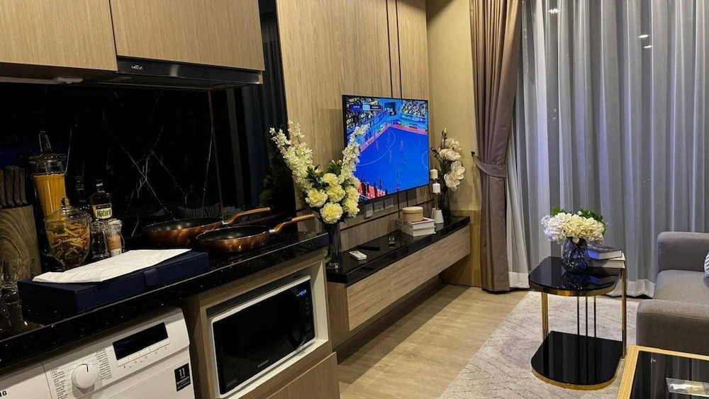 Sea View Luxury Stay - Close to Beautiful Beach