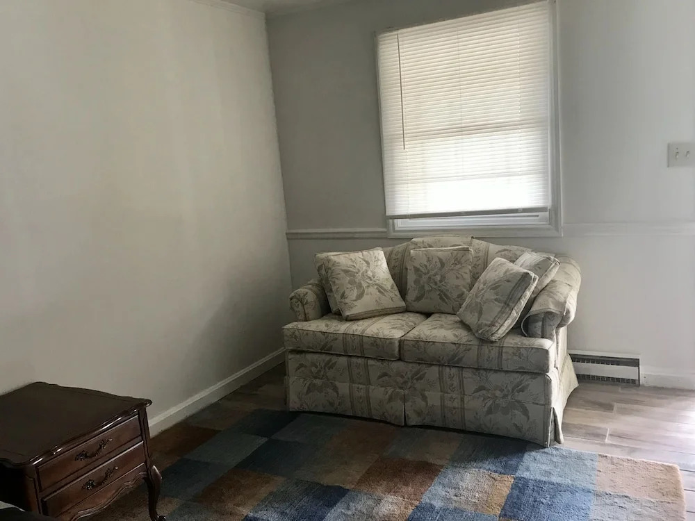 Leola Inn and Suites