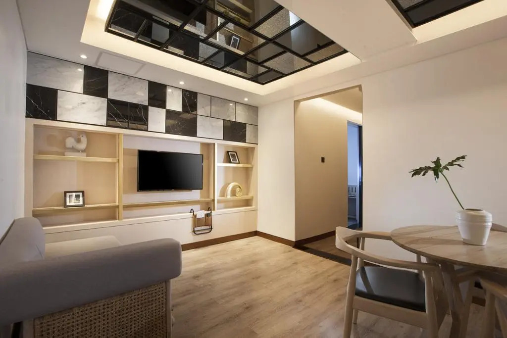 GAIA Cosmo Hotel