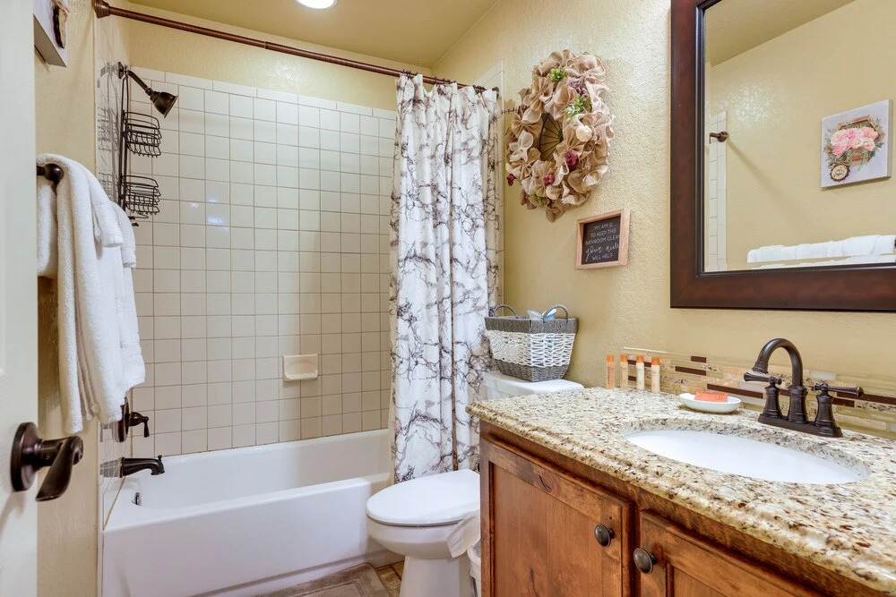 Lodge at Rocky Creek with Private Hot Tub and Yard!