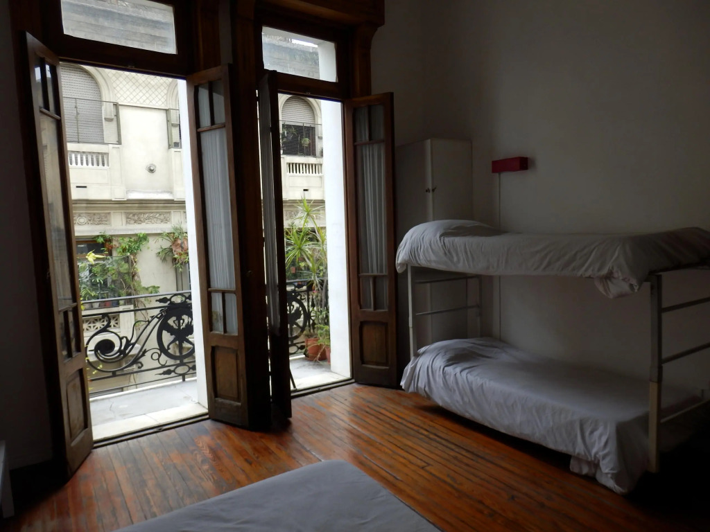 Bill & Bill San Telmo Hostel