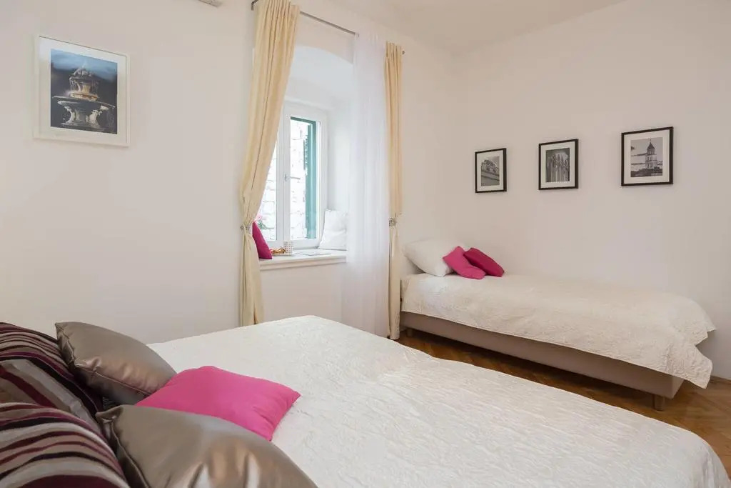 Apartment Mirtus