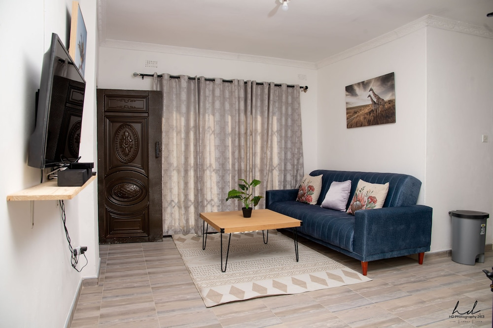 Grey Mansion BnB
