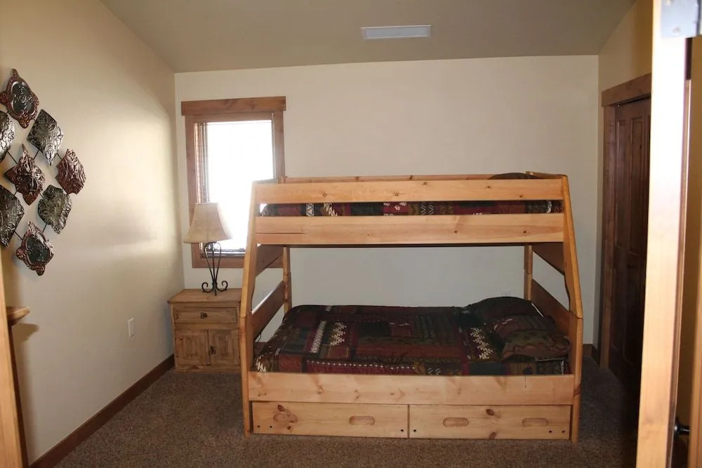 Glenwood Canyon Resort