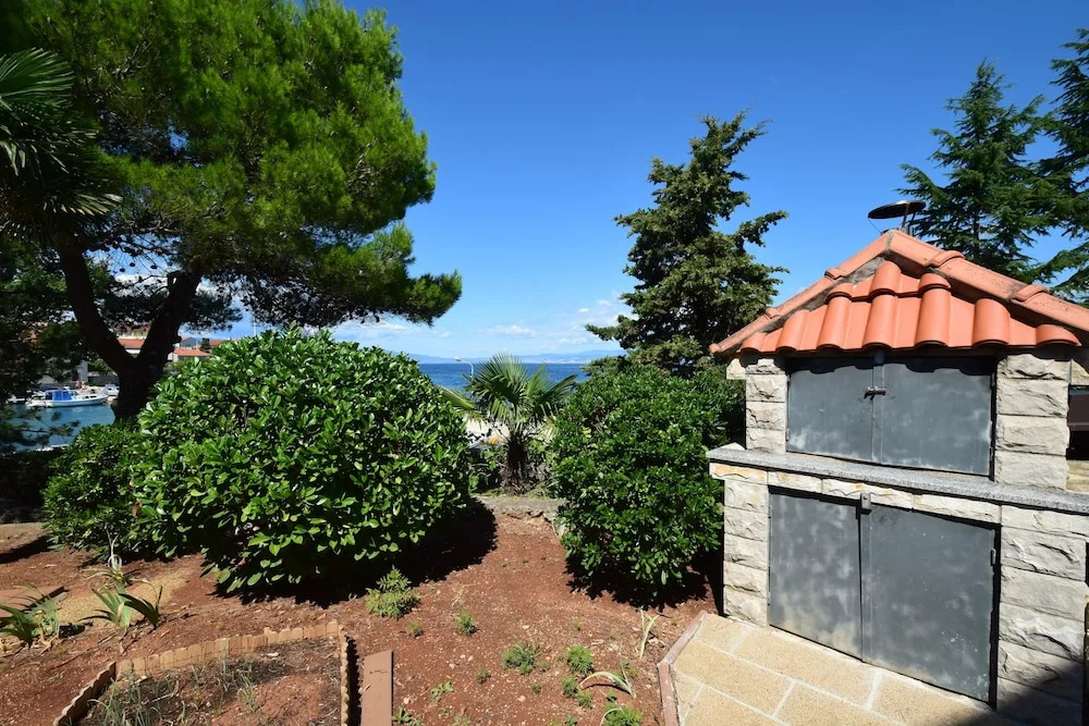 Apartments Frane