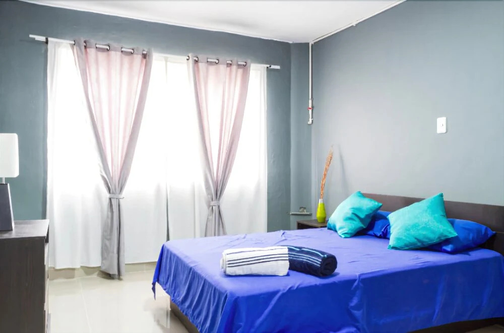 Lleras 6 BR Apartment