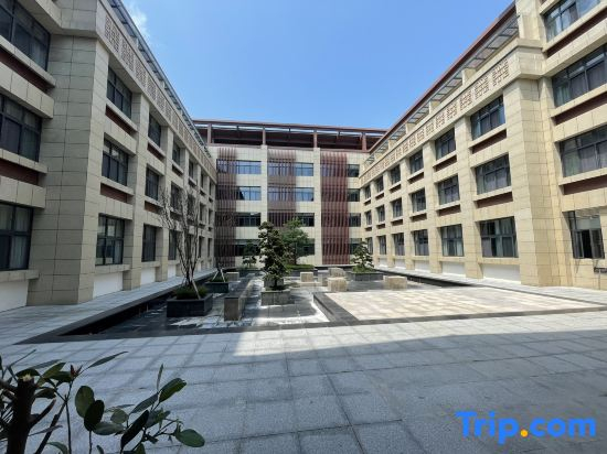 GUANGYUESHANG Zequn Hotel