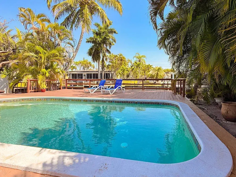 Waterfront Florida Vibes and Views - King Bed