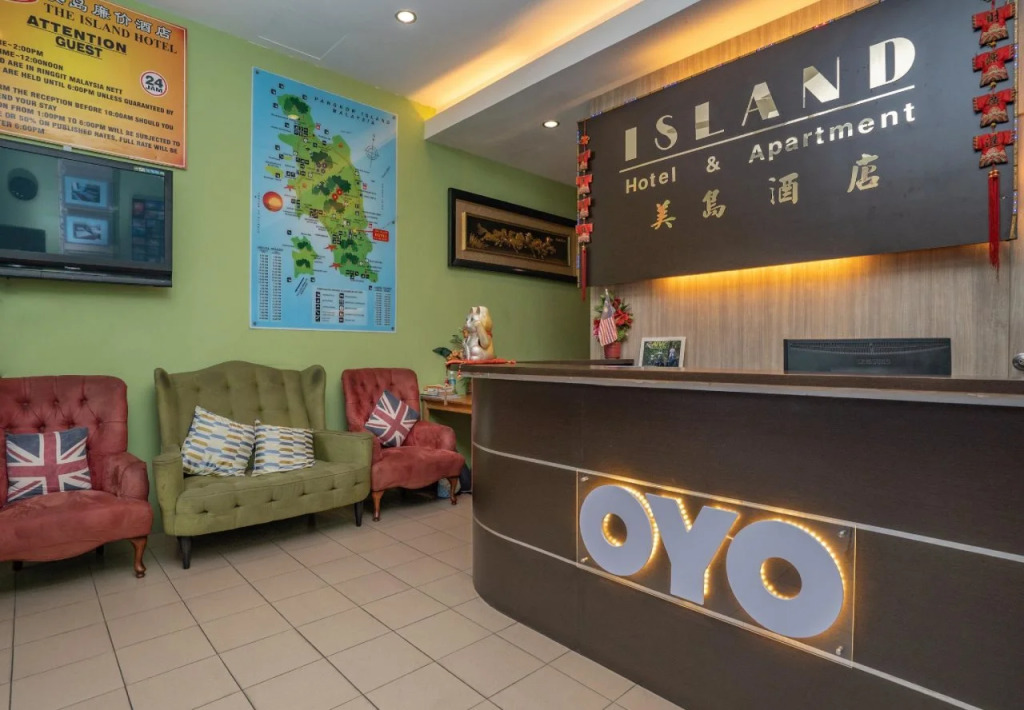 OYO 44078 The Island Hotel