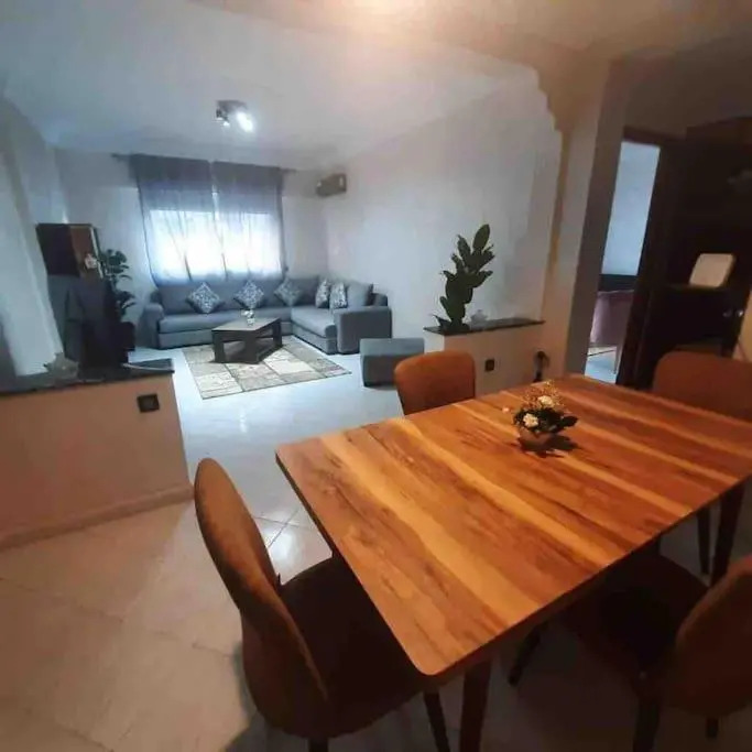 Grand appartement au centre-ville de Tanger N 35